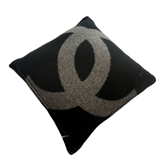 Chanel CC Reversible Throw Pillows in Black/Beige - Picture 1 of 6